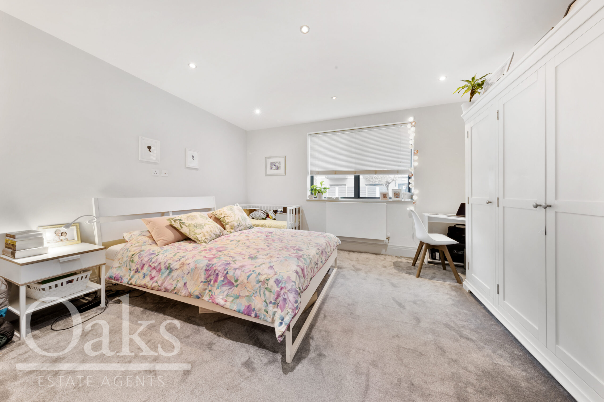 Tavistock Road, Croydon, Surrey Oaks Estate Agents London