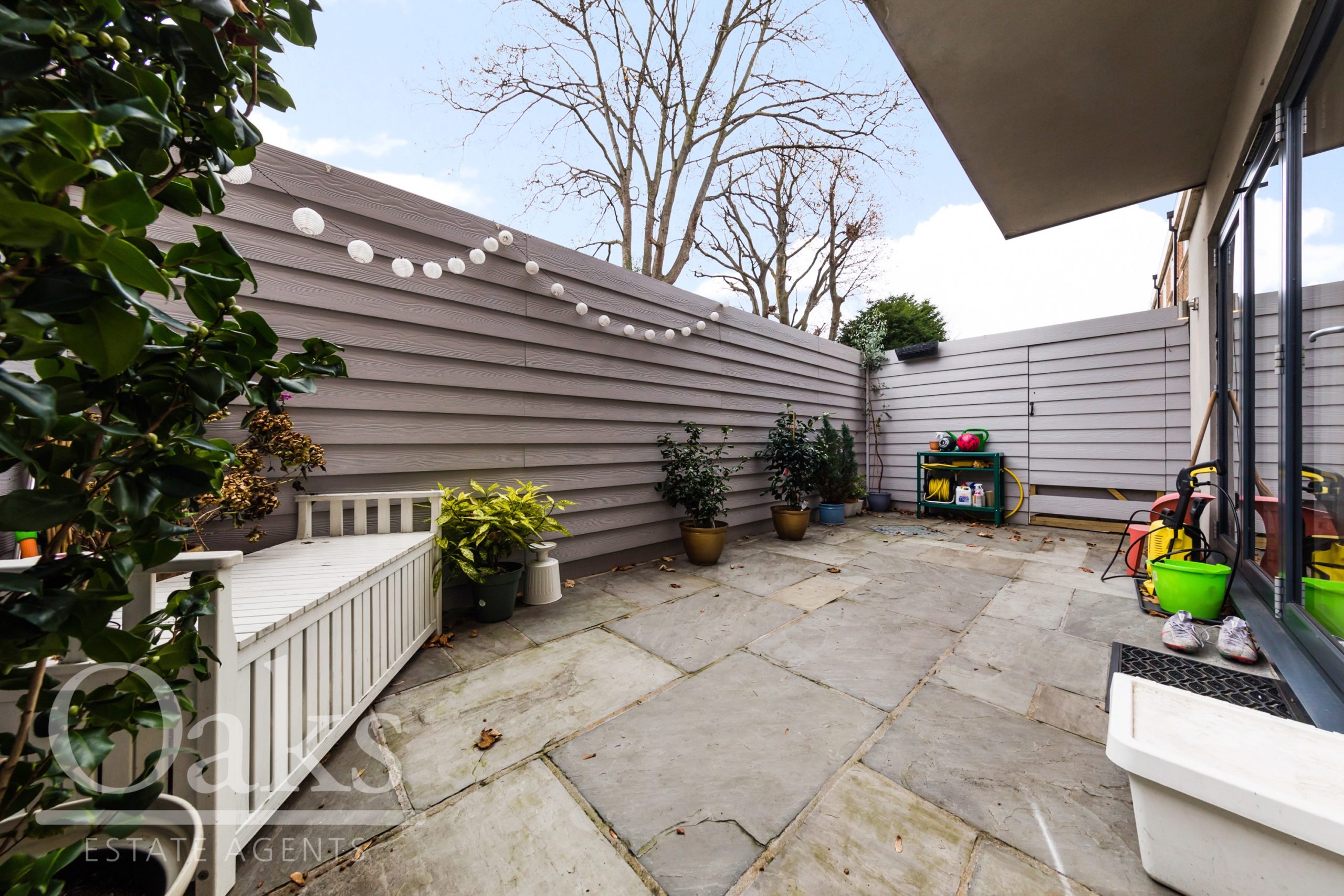 Tavistock Road, Croydon, Surrey Oaks Estate Agents London