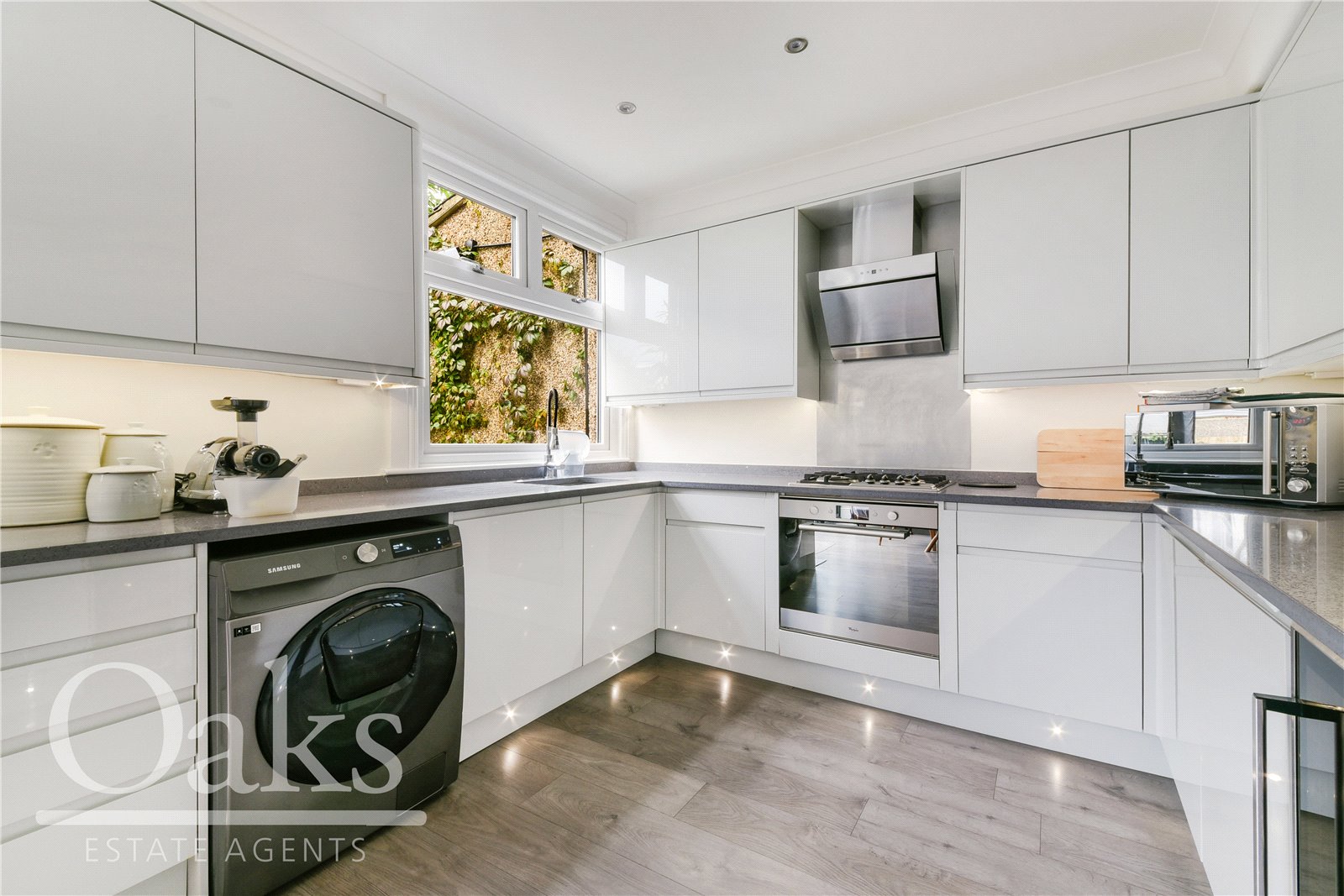 Bingham Road, Oaks Estate Agents London