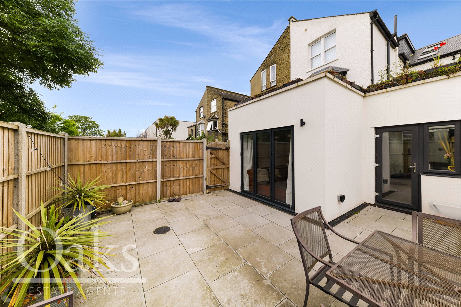 Brigstock Road, Thornton Heath, Surrey Oaks Estate Agents London