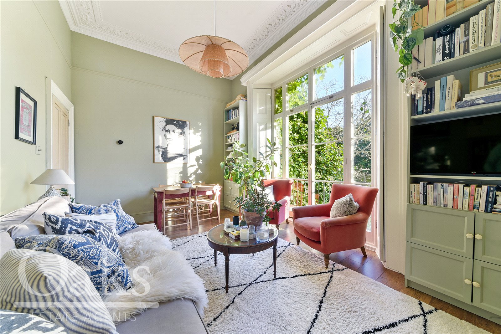 Kings Avenue, Clapham, London Oaks Estate Agents London