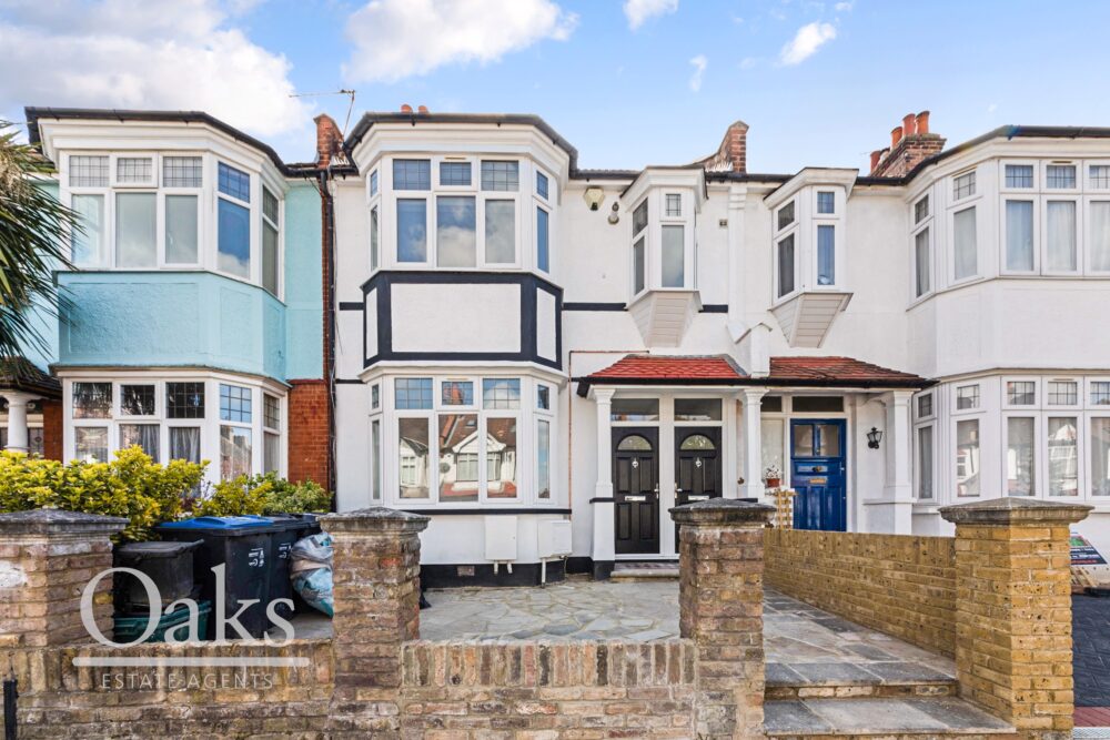 Kilmartin Avenue, Norbury, London