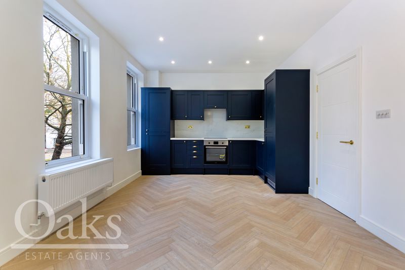Streatham High Road, Streatham Oaks Estate Agents London