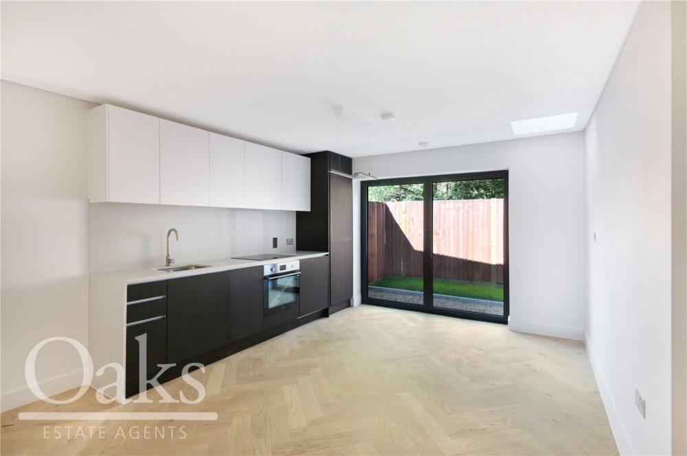Maple Close, Mitcham