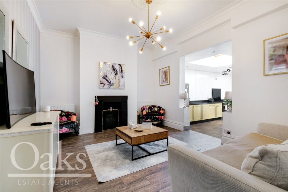 Bond Road, Mitcham