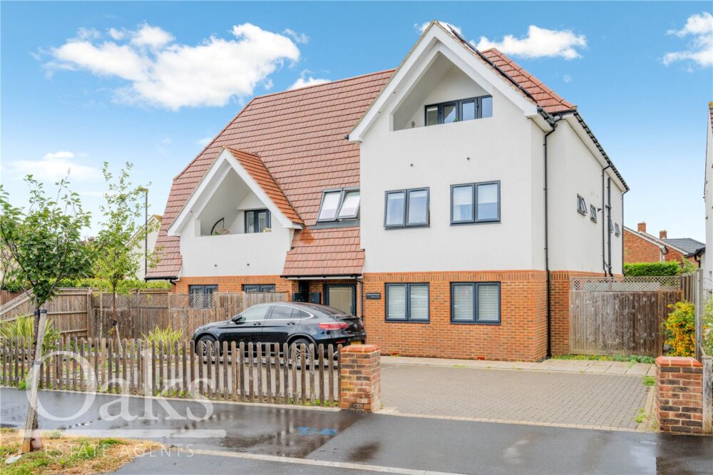 Woodmere Avenue, Shirley, Surrey