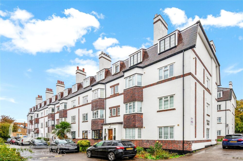 Barrow Road, Streatham, London