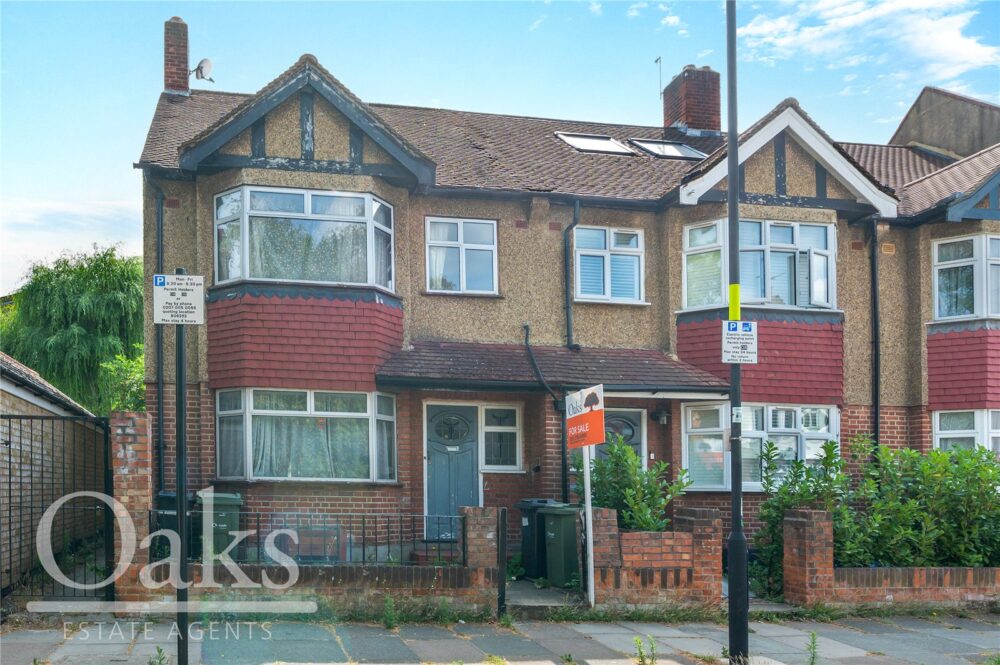 Fernwood Avenue, Streatham, London