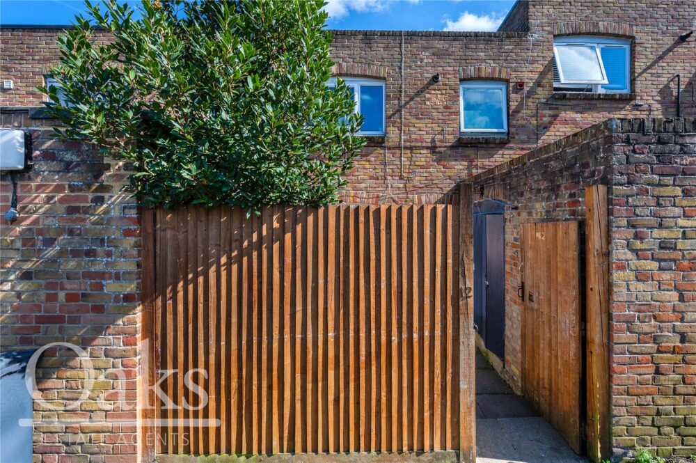 Limetree Close, Tulse Hill, London