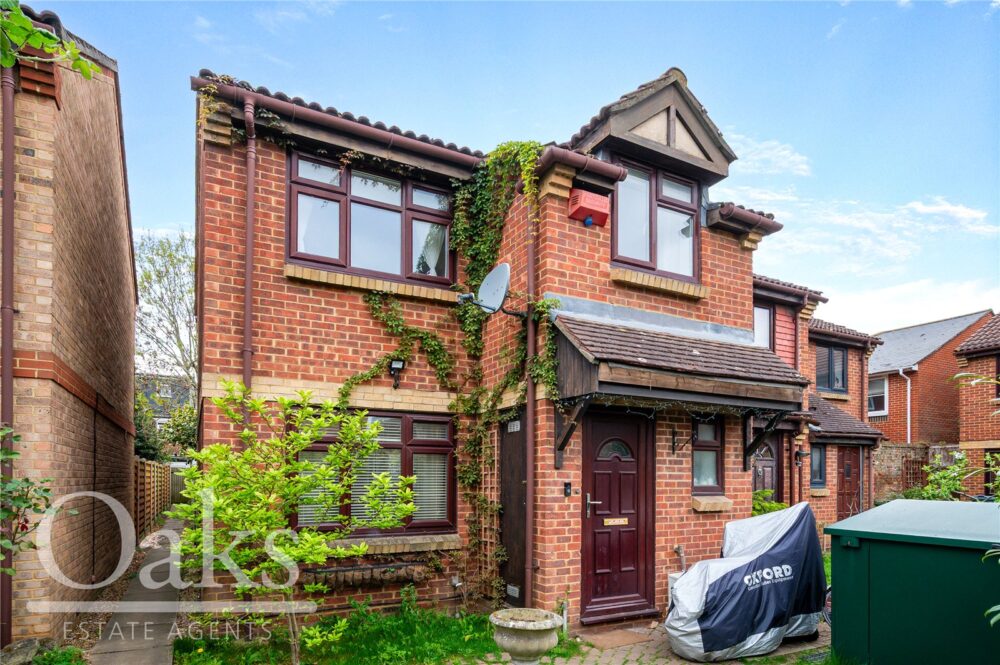 Rosethorn Close, Balham, London