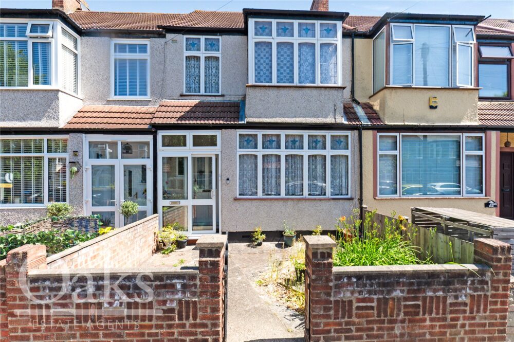 Avenue Road, Norbury, London